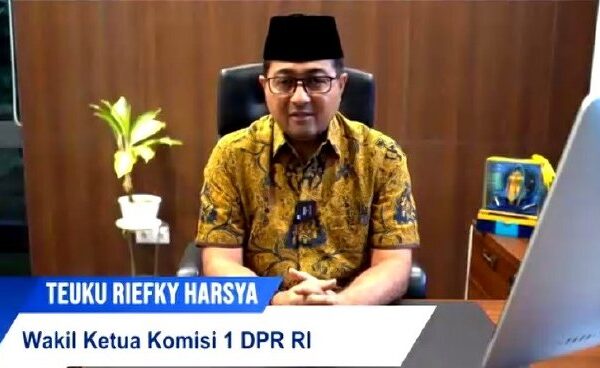 Wakil Ketua Komisi I DPR RI Ajak Masyarakat Aceh Jaga Etika di Ruang Digital